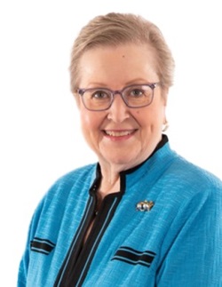 Headshot photo of woman smiling